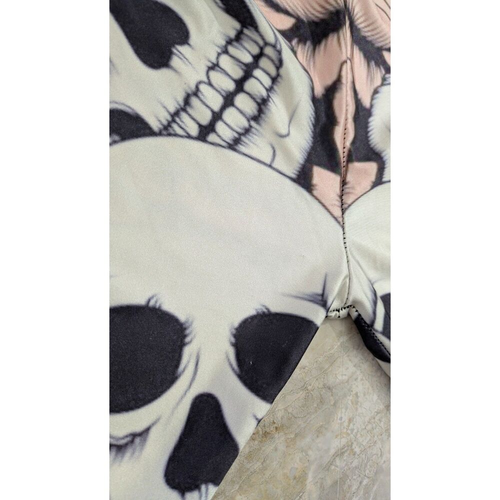 Skull and Roses - Lotus Leggings sz. S - Picture 5 of 5